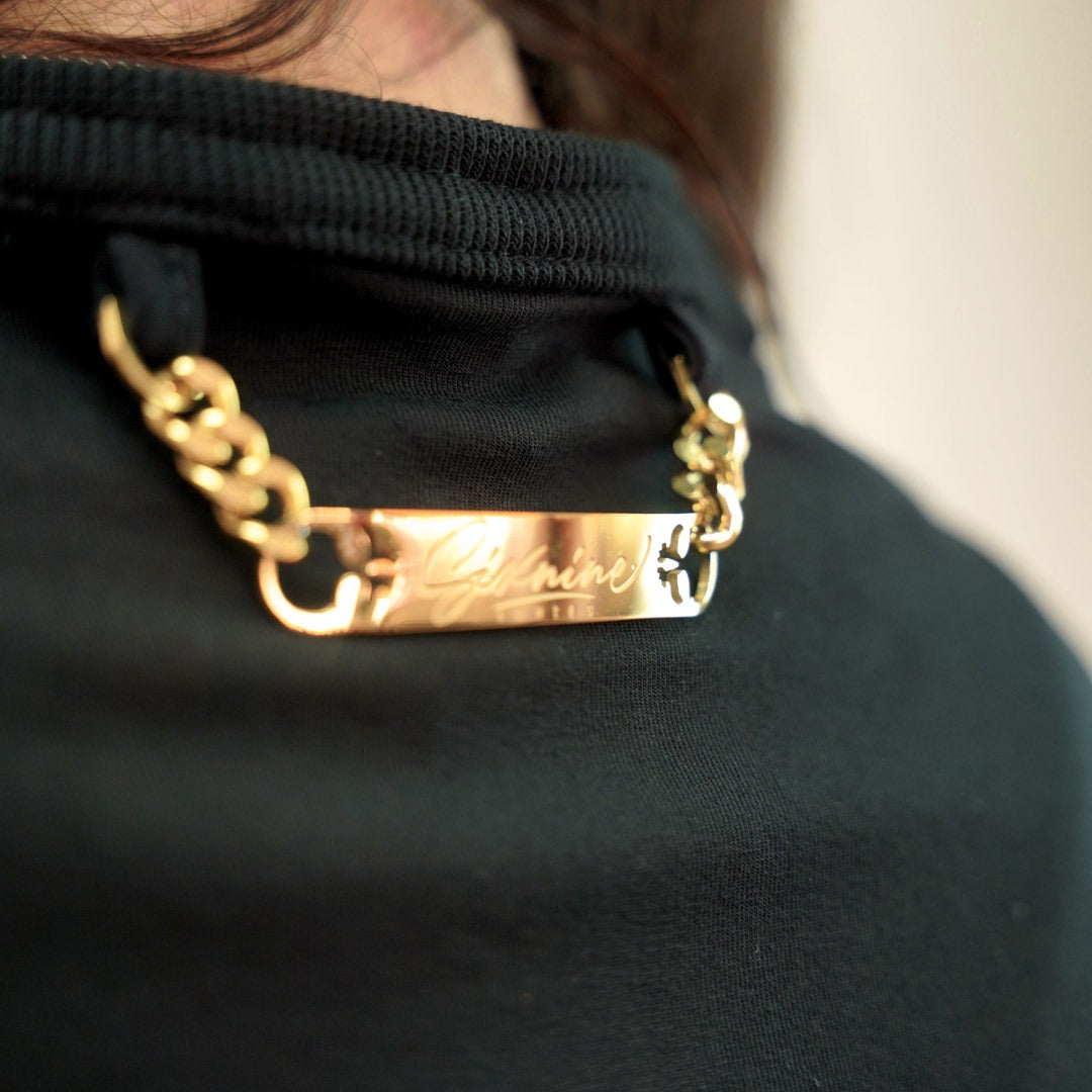 ¡Exclusiva! Camiseta Oversize 69 Brillante Serie Sixnine