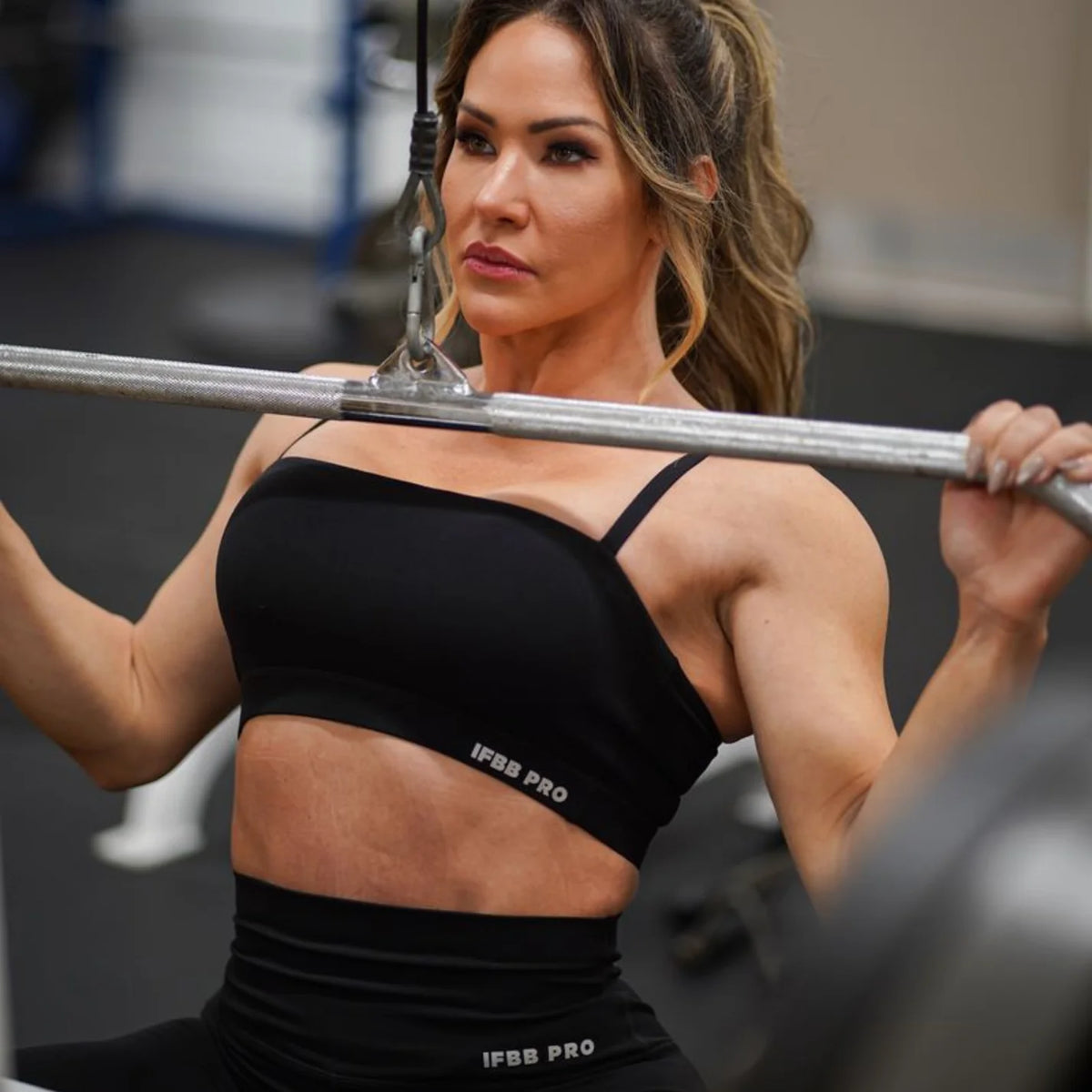 TOP IFBB PRO BLACK IFBB